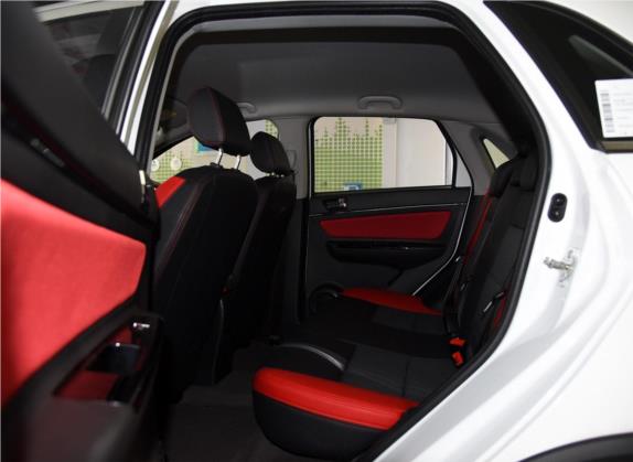北汽新能源EX 2017款 EX260 乐活版 车厢座椅   后排空间