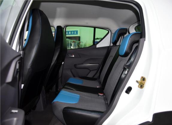 北汽新能源EC 2017款 EC180 灵动版 车厢座椅   后排空间