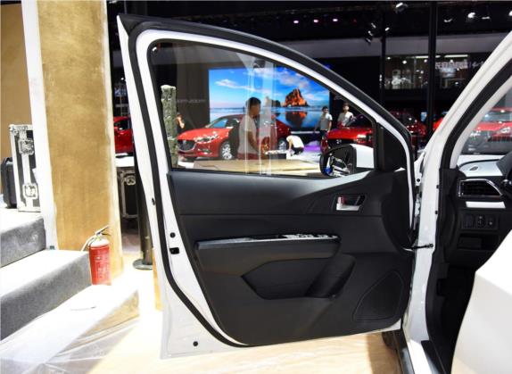 北汽新能源EC 2017款 EC200 灵动版 车厢座椅   前门板