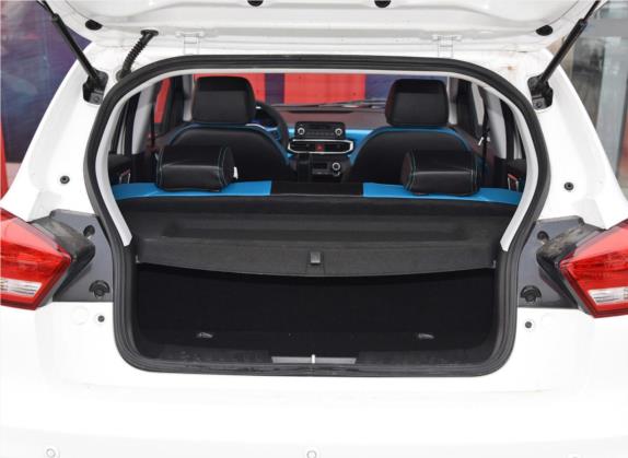 北汽新能源EC3 2018款 灵动版 车厢座椅   后备厢