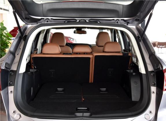 宝沃BX7 2016款 28T 两驱豪华版 7座 车厢座椅   后备厢