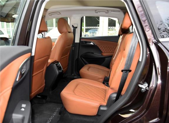 宝沃BX7 2016款 28T 四驱旗舰版 6座 车厢座椅   后排空间