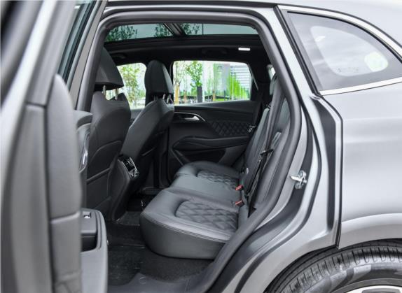 宝沃BX7 2018款 2.0T TS 四驱旗舰型 国V 车厢座椅   后排空间