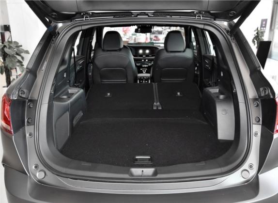 宝沃BX7 2018款 2.0T TS 四驱至尊型 车厢座椅   后备厢