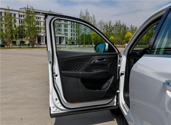 宝沃BX7 2018款 28T 两驱豪华型 5座 国V 车厢座椅   前门板