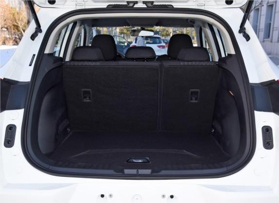 宝沃BX3 2020款 20TGDI 两驱自动舒适型 车厢座椅   后备厢