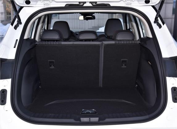 宝沃BX3 2020款 20TGDI 两驱自动时尚型 车厢座椅   后备厢