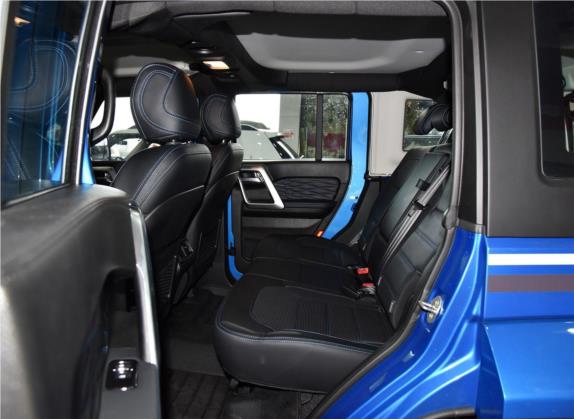 北京BJ40 2018款 2.3T 自动四驱环塔冠军版 国V 车厢座椅   后排空间