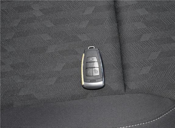 北京BJ40 2018款 PLUS 2.0D 手动四驱尊贵型 国V 其他细节类   钥匙