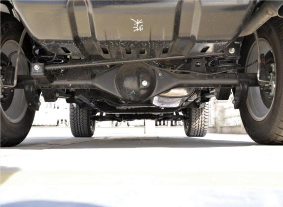 北京BJ40 2018款 PLUS 2.0D 手动四驱尊贵型 国V 其他细节类   后悬架