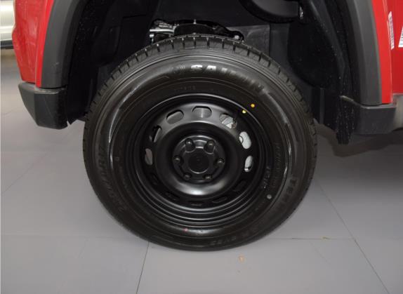 北京BJ40 2022款 2.0T 自动四驱公务版 其他细节类   前轮