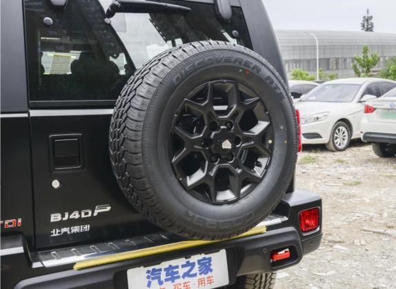 北京BJ40 2023款 2.0D 自动四驱刀锋英雄版侠客型（前后电控锁） 其他细节类   备胎