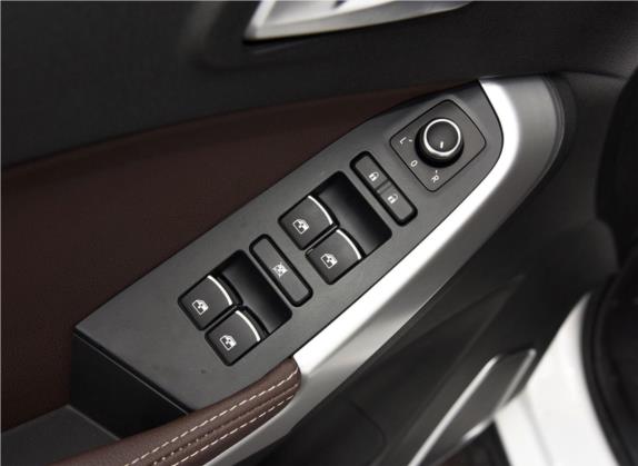 比速T3 2017款 1.3T 手动舒适型 车厢座椅   门窗控制