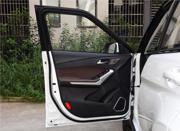 比速T3 2017款 1.3T CVT尊贵型 车厢座椅   前门板