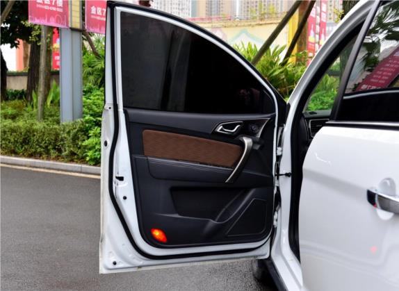 比速M3 2017款 1.5L 尊享型 车厢座椅   前门板