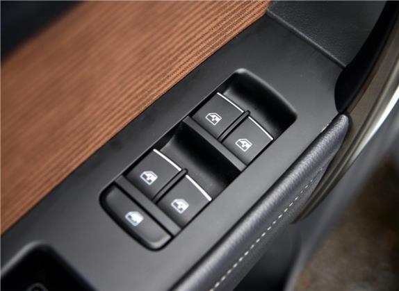 比速M3 2017款 1.5L 尊享型 车厢座椅   门窗控制