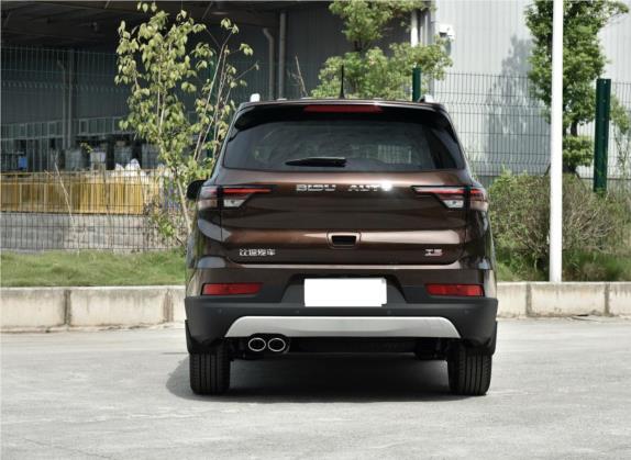 比速T5 2017款 1.5T 手动尊贵型 外观   正后