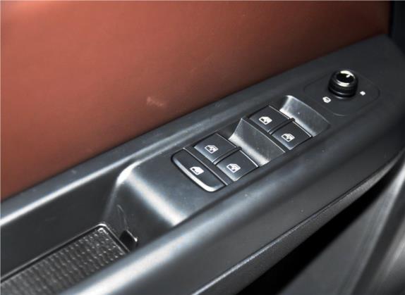 比速T5 2017款 1.5T 自动尊贵型 车厢座椅   门窗控制