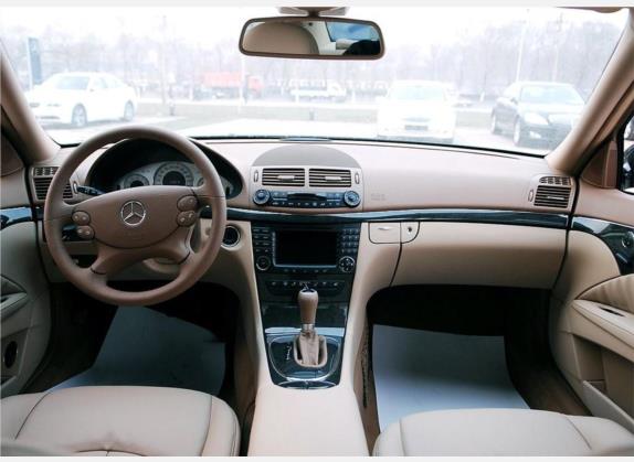 奔驰E级 2006款 E 280 优雅型 中控类   中控全图