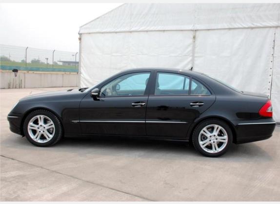 奔驰E级 2007款 E 230 时尚型 外观   正侧