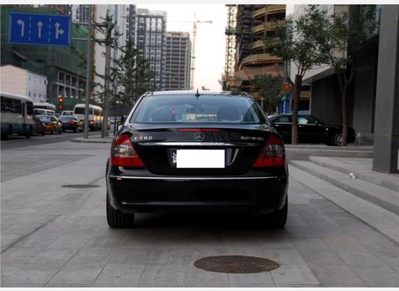 奔驰E级 2007款 E 280 时尚型 外观   正后