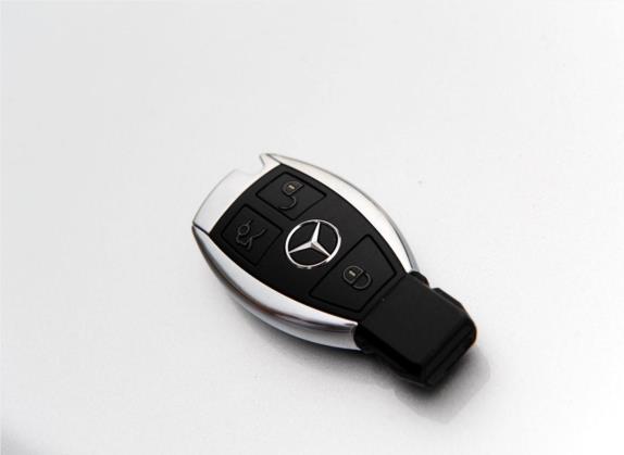奔驰E级 2010款 E 260 L CGI优雅型 其他细节类   钥匙