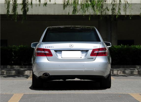 奔驰E级 2011款 E 260 L CGI时尚型 外观   正后