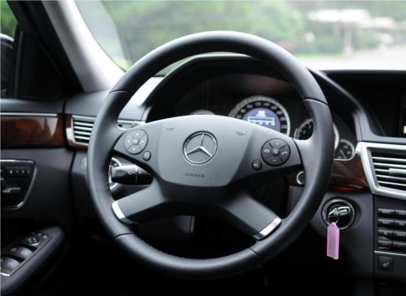 奔驰E级 2011款 E 200 L CGI优雅型 中控类   驾驶位
