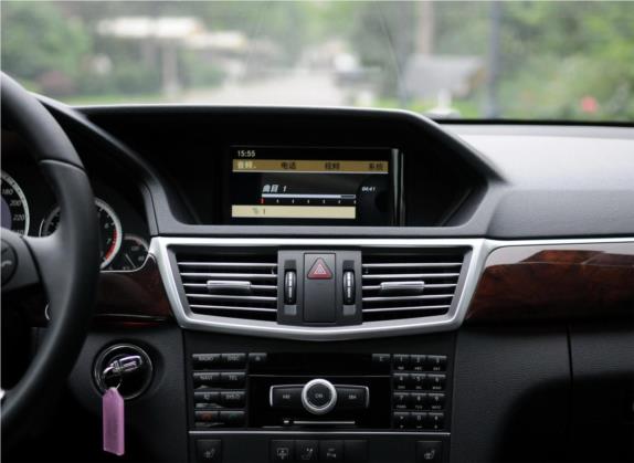 奔驰E级 2011款 E 200 L CGI优雅型 中控类   中控台