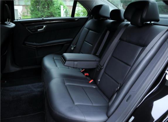 奔驰E级 2011款 E 200 L CGI优雅型 车厢座椅   后排空间