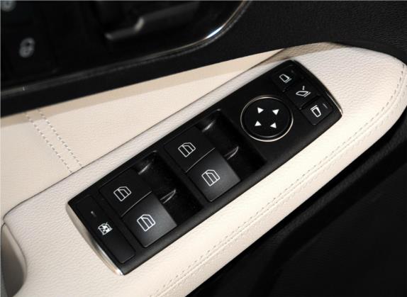 奔驰E级 2012款 E 260 L CGI时尚型 车厢座椅   门窗控制