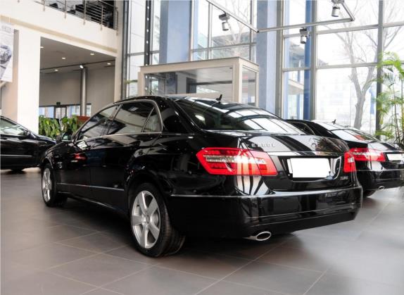 奔驰E级 2013款 E 260 L CGI时尚型 外观   斜后