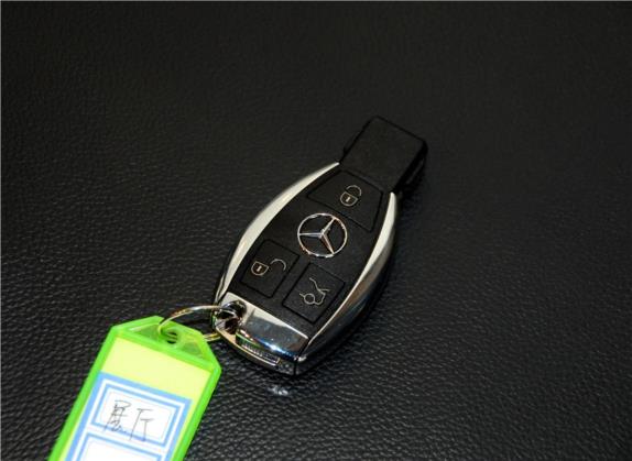 奔驰E级 2013款 E 300 L 优雅型 其他细节类   钥匙