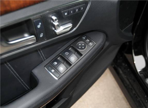 奔驰E级 2014款 E 300 L 车厢座椅   门窗控制