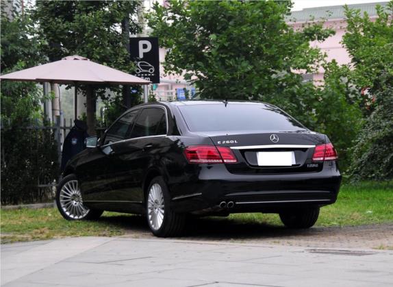 奔驰E级 2014款 E 260 L 豪华型 外观   斜后