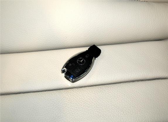奔驰E级 2014款 E 260 L 运动豪华型 其他细节类   钥匙