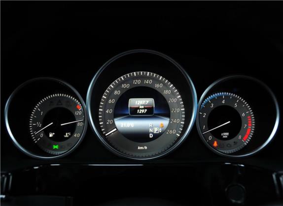 奔驰E级 2014款 E 300 L 运动型 中控类   仪表盘