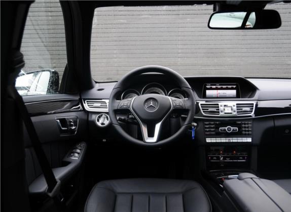 奔驰E级 2014款 E 300 L 运动豪华型 中控类   驾驶位