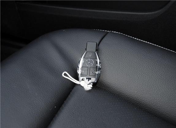 奔驰E级 2014款 E 260 L 其他细节类   钥匙