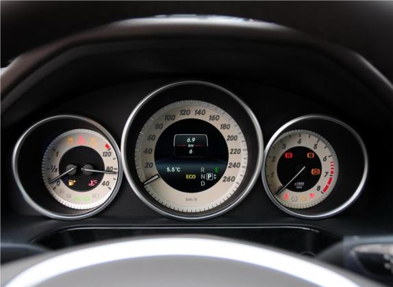奔驰E级 2014款 改款 E 260 L 运动型 中控类   仪表盘