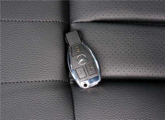 奔驰E级 2015款 E 260 L 其他细节类   钥匙