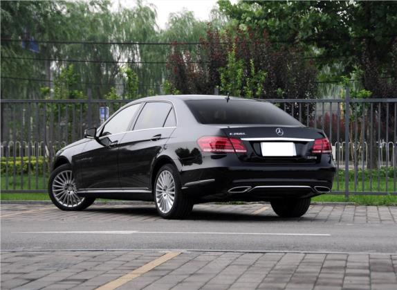 奔驰E级 2015款 E 260 L 外观   斜后