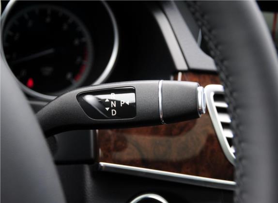 奔驰E级 2015款 E 260 L 中控类   挡把