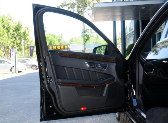 奔驰E级 2015款 E 320 L 4MATIC 车厢座椅   前门板