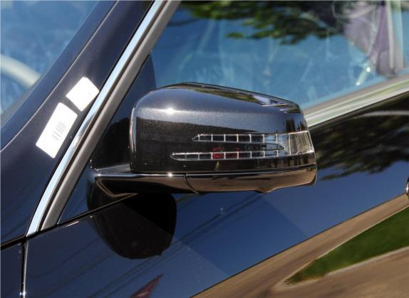 奔驰E级 2015款 E 320 L 4MATIC 外观细节类   外后视镜