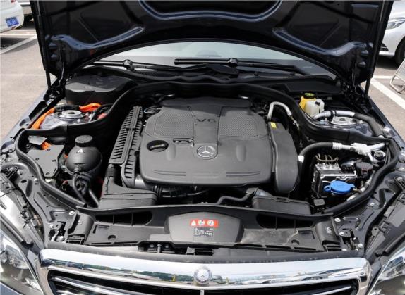 奔驰E级 2015款 E 400 L Hybrid 其他细节类   发动机舱