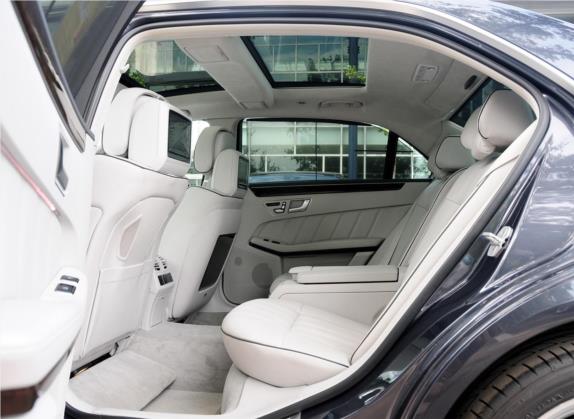 奔驰E级 2015款 E 400 L Hybrid 车厢座椅   后排空间