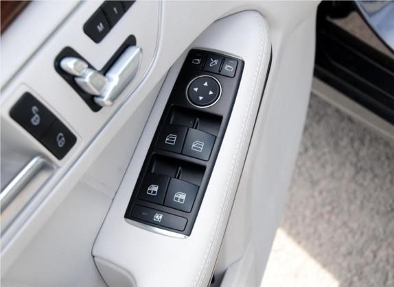 奔驰E级 2015款 E 400 L Hybrid 车厢座椅   门窗控制