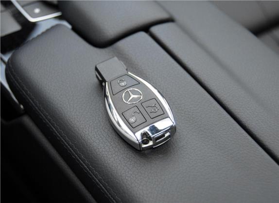 奔驰E级 2015款 E 200 L 运动型 其他细节类   钥匙