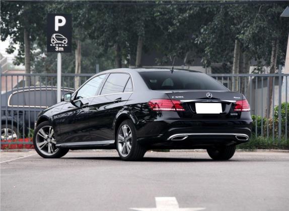 奔驰E级 2015款 E 320 L 运动型 4MATIC 外观   斜后